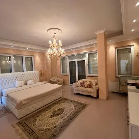 Elysee Durres * Golem